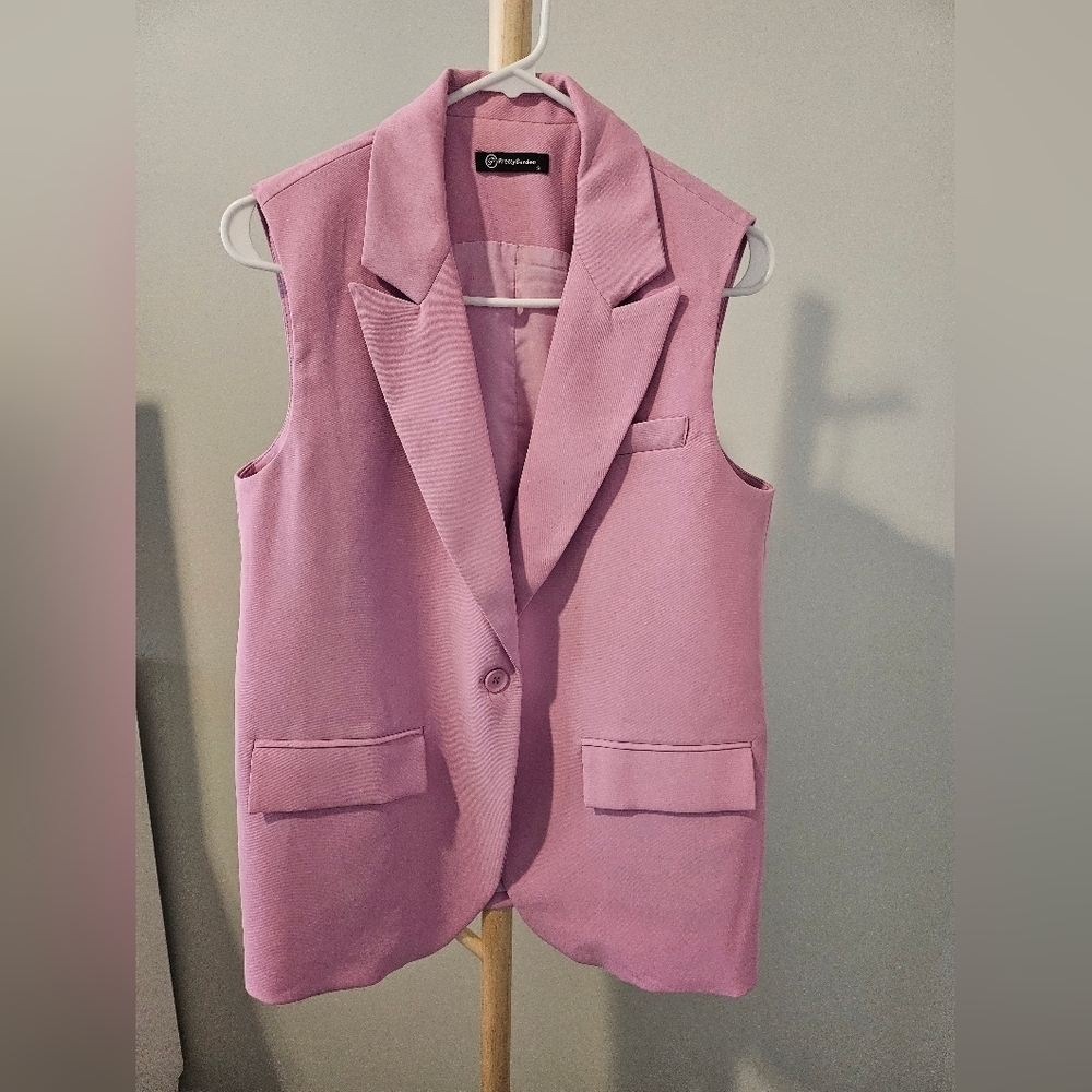 Elegant Pink Women's Jumpsuit - Picture 4 of 10
